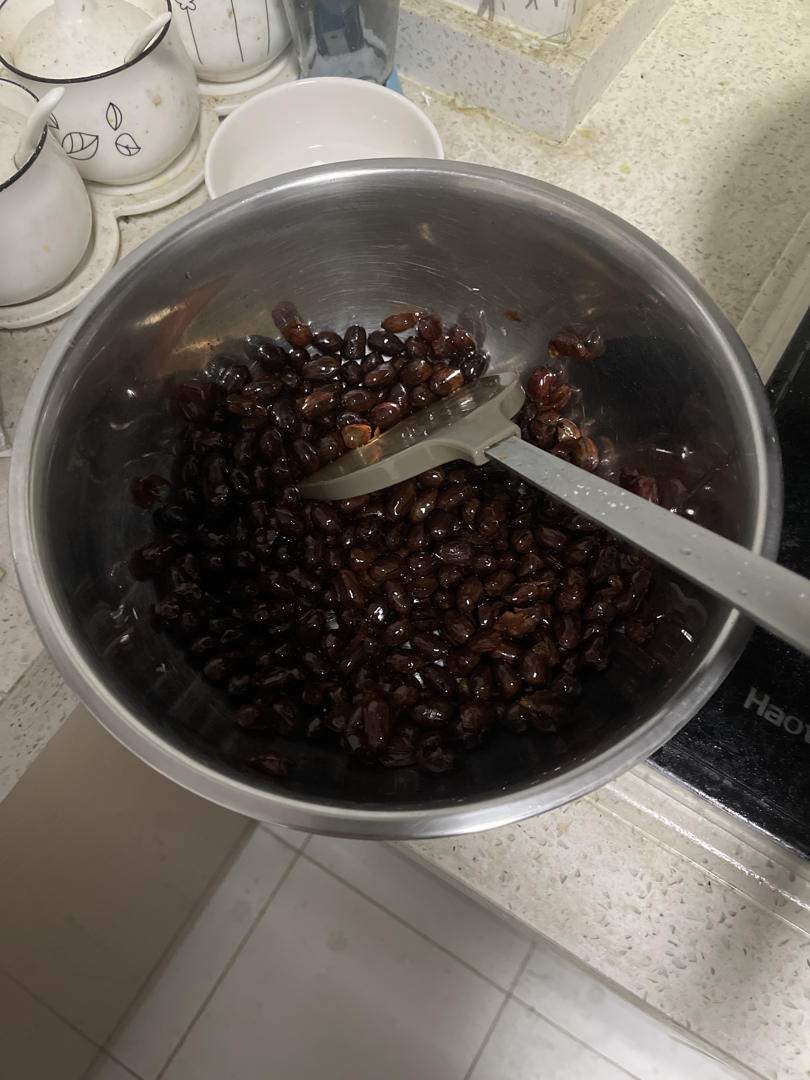 超级爽口的果仁菠菜（附零失误炸花生米的方法）