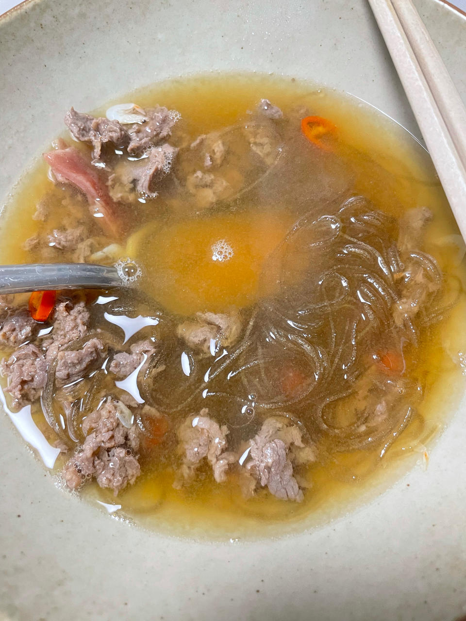 干了这碗牛肉粉丝汤