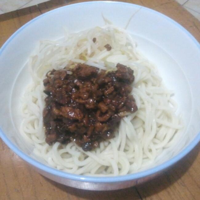 老北京炸酱面