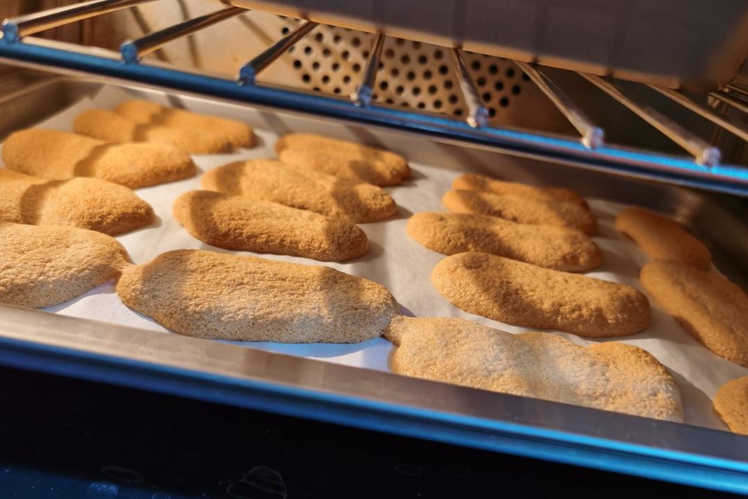 入口即化，气孔均匀酥松的手指饼干(用于提拉米苏)