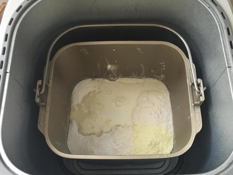 纯奶手撕吐司的做法 步骤1