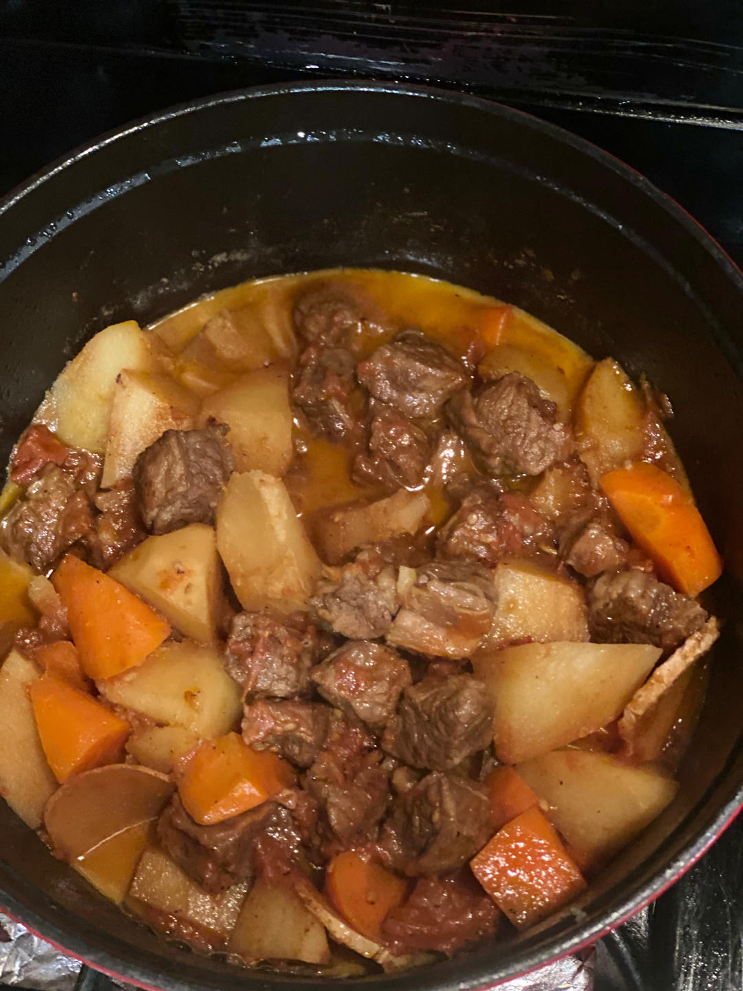 汤浓肉嫩的番茄牛腩，牛腩软烂秘法