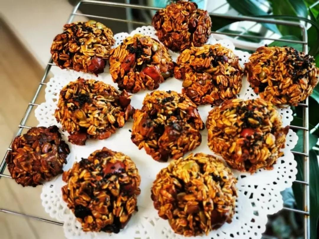 无数次翻牌の ·燕麦饼干🍪