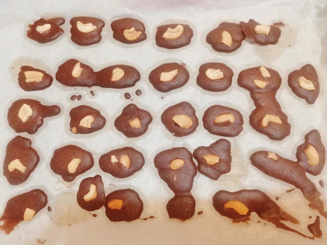 可可杏仁薄脆小饼干，一口一个根本停不下来