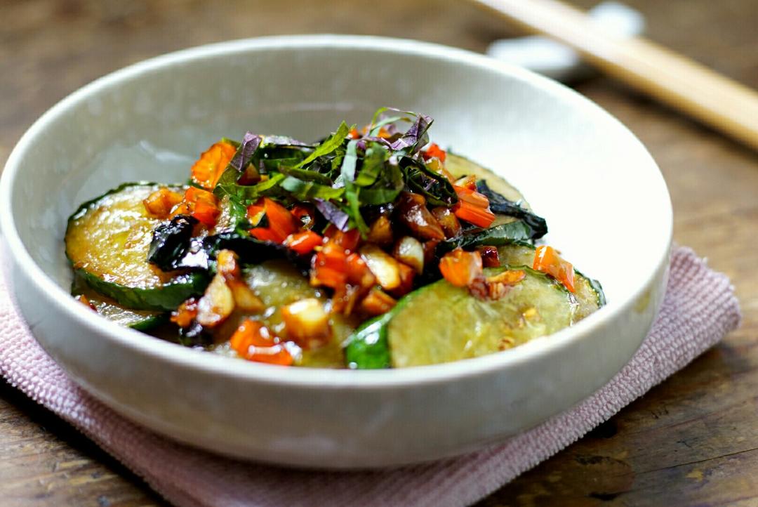 秋天cmds做的紫苏煎黄瓜