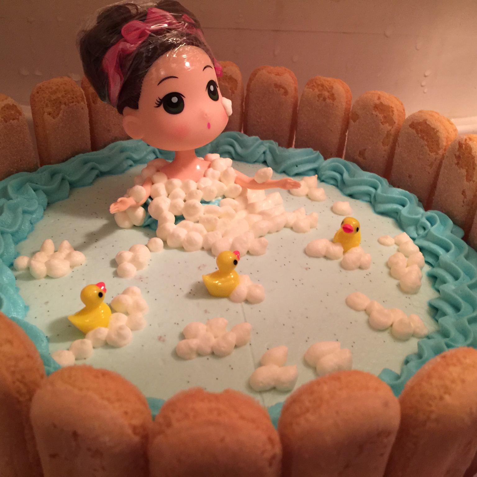 泡澡娃娃生日蛋糕（8寸）