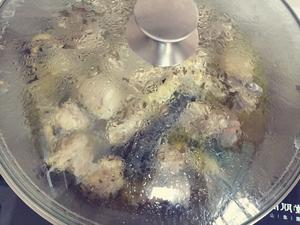 茶树菇腐乳炖鸡的做法 步骤4