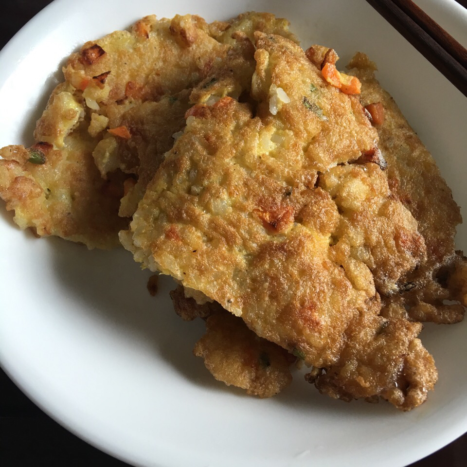 鸡蛋米饭饼——上班族快手早餐