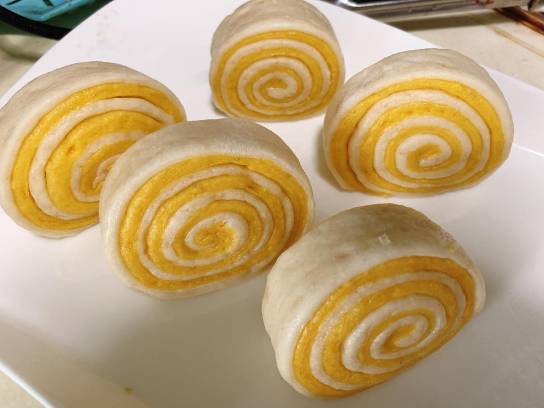 高颜值南瓜双色小馒头