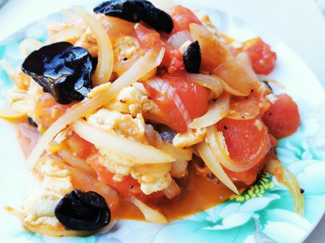 西红柿洋葱木耳炒鸡蛋【特别版】