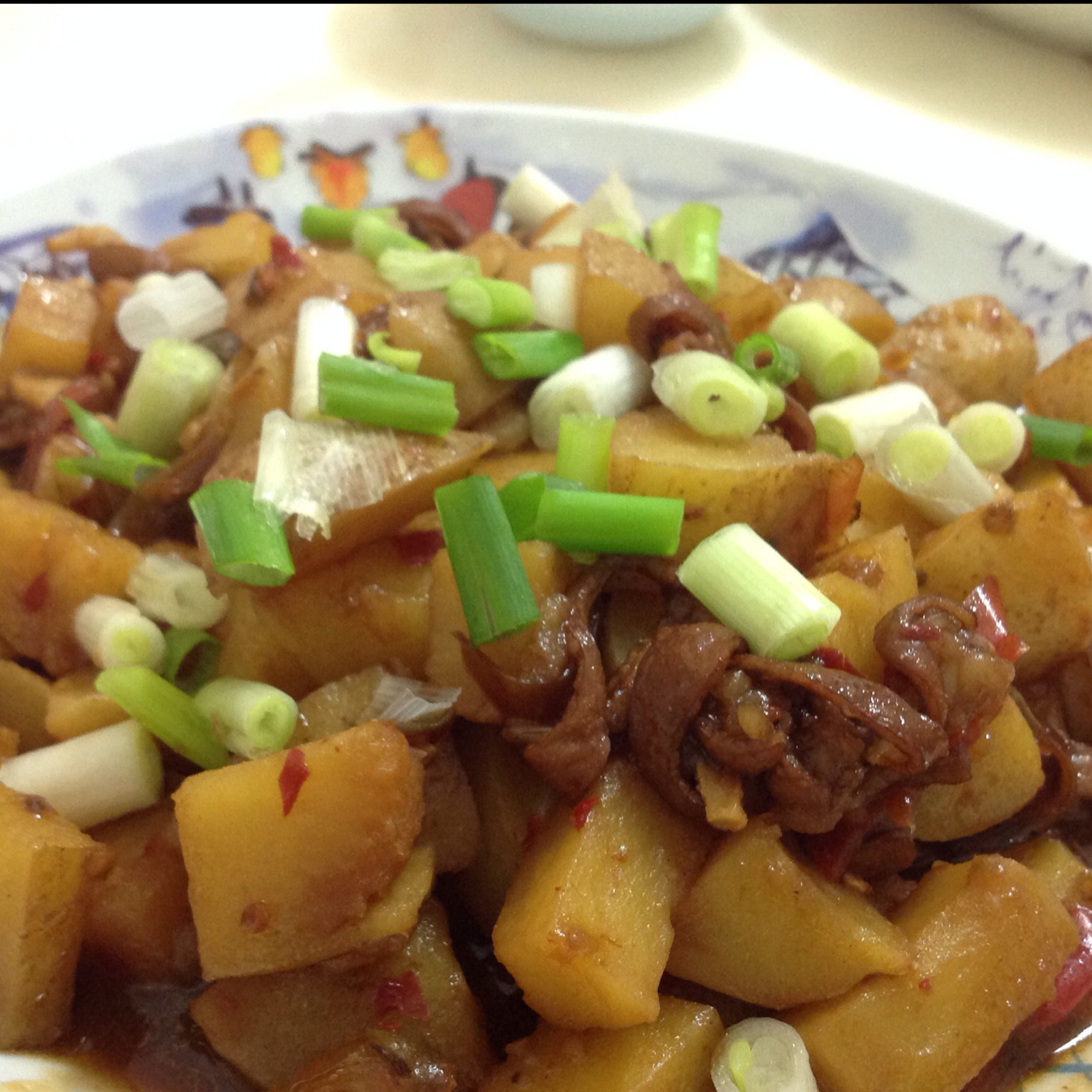土豆烧肥肠