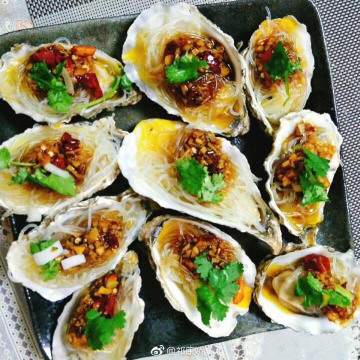 蒜蓉粉丝蒸生蚝