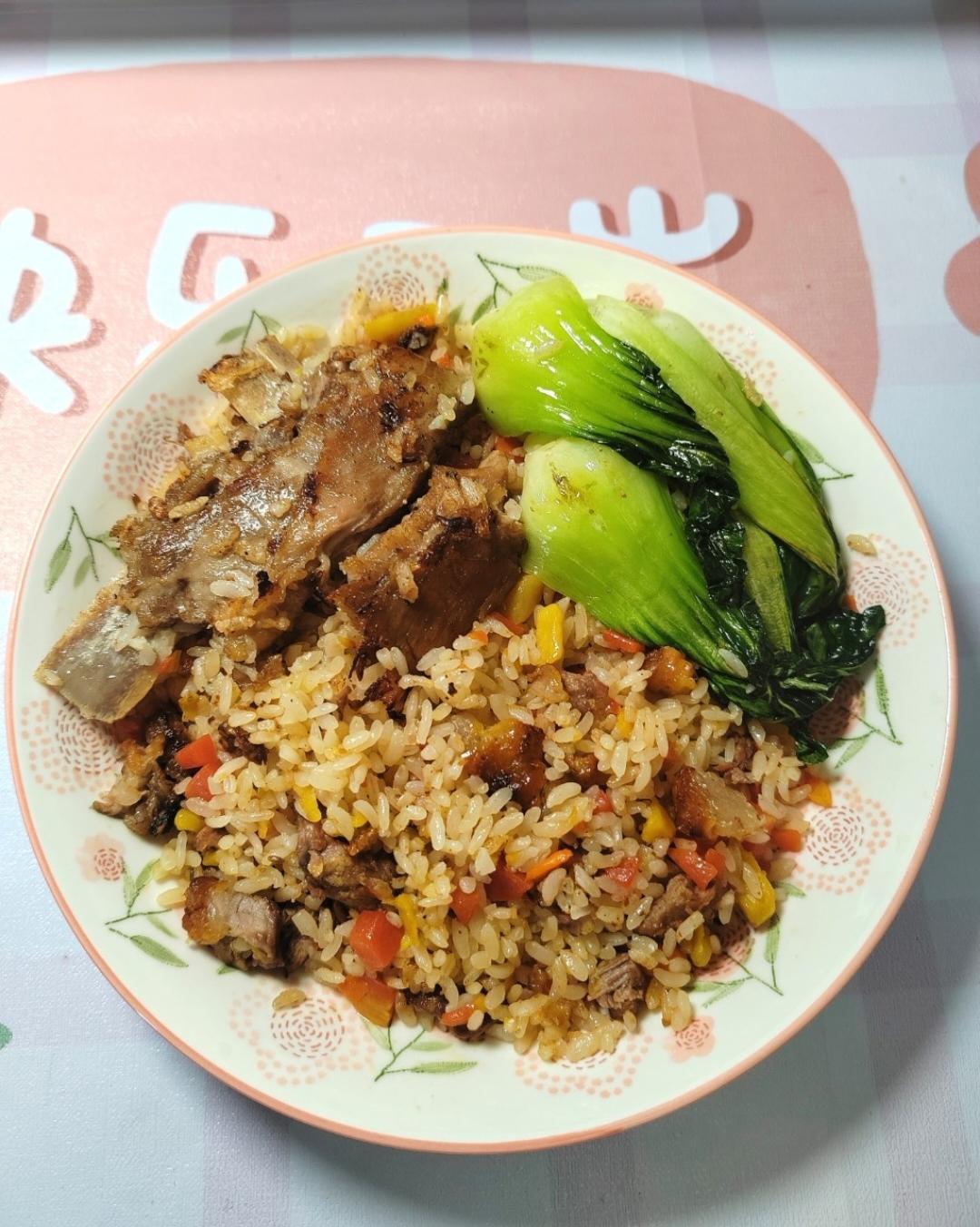 新疆羊排抓饭（出锅后米粒分明的秘密）