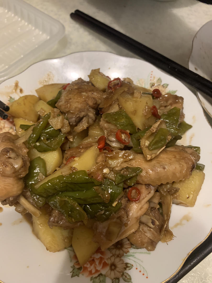 可乐鸡翅炖土豆