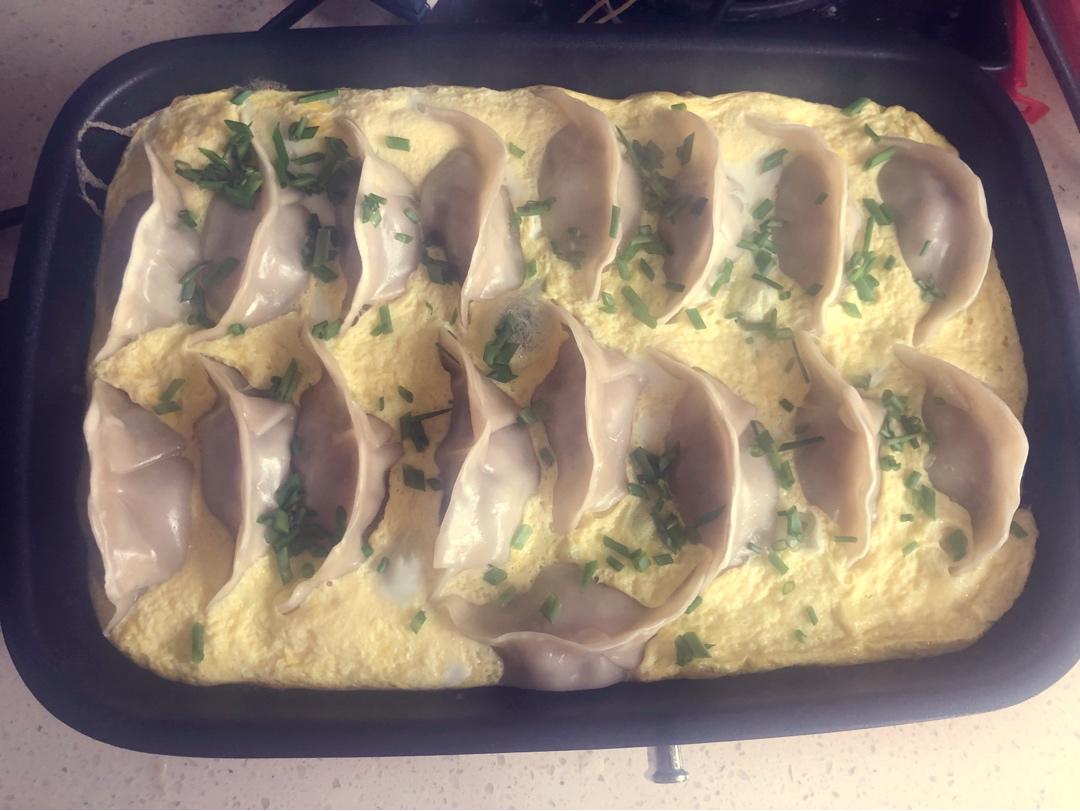 摩飞多功能锅菜谱系列之煎饺抱蛋