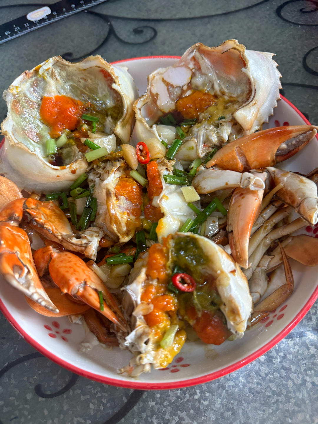比酒店还美味的葱油膏蟹