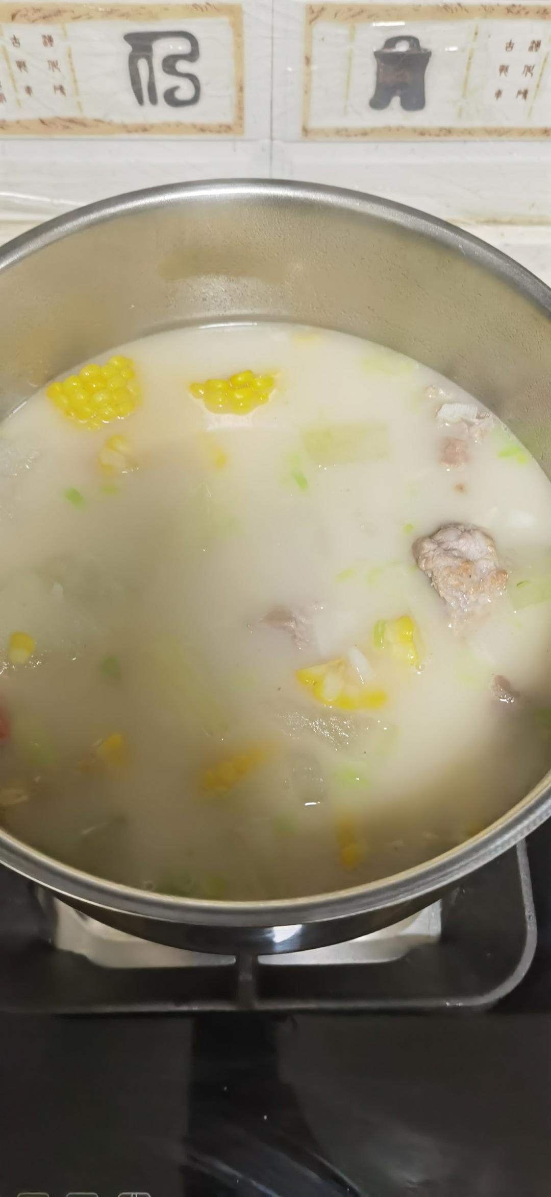 玉米排骨汤