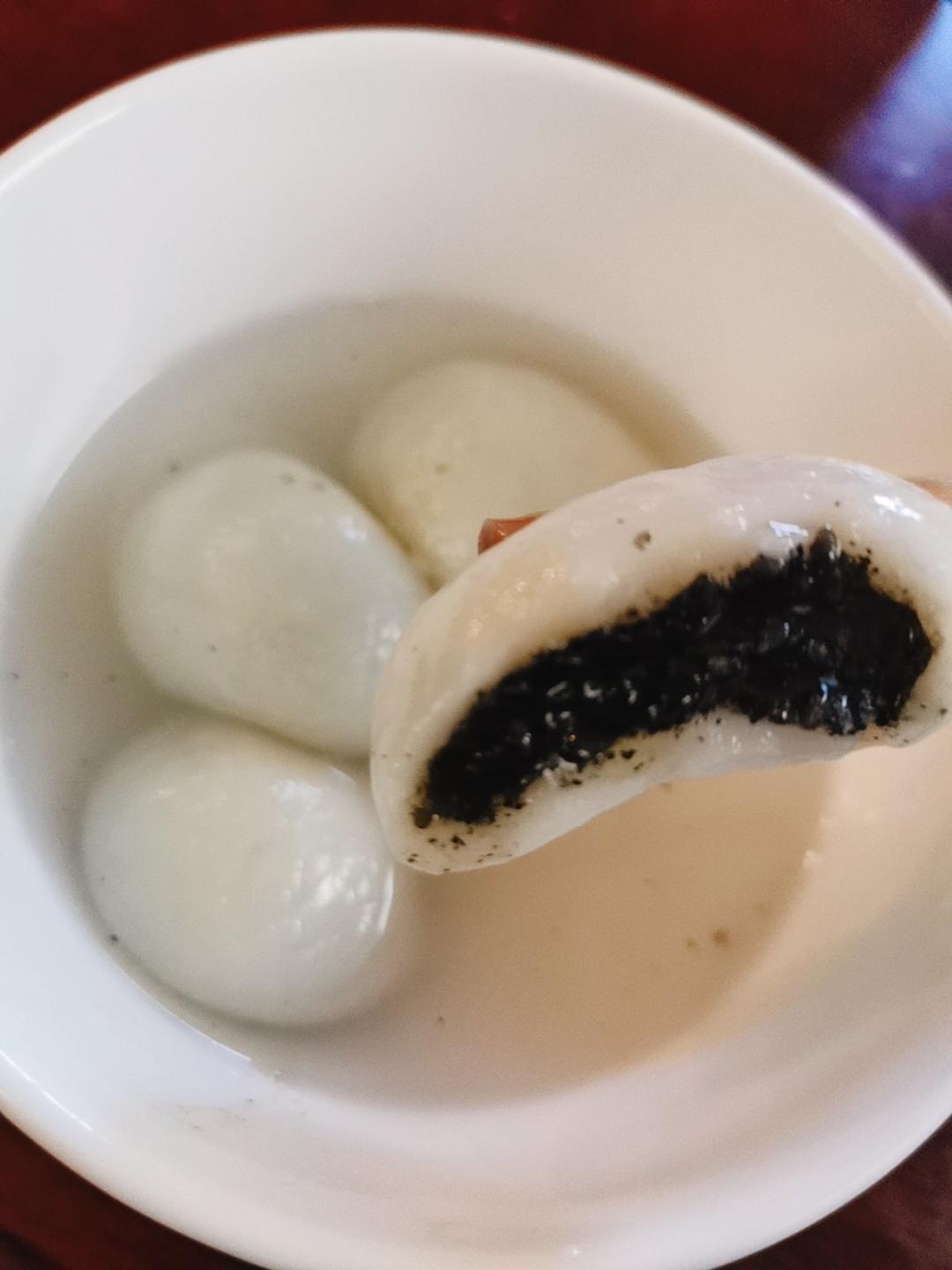 黑芝麻汤圆