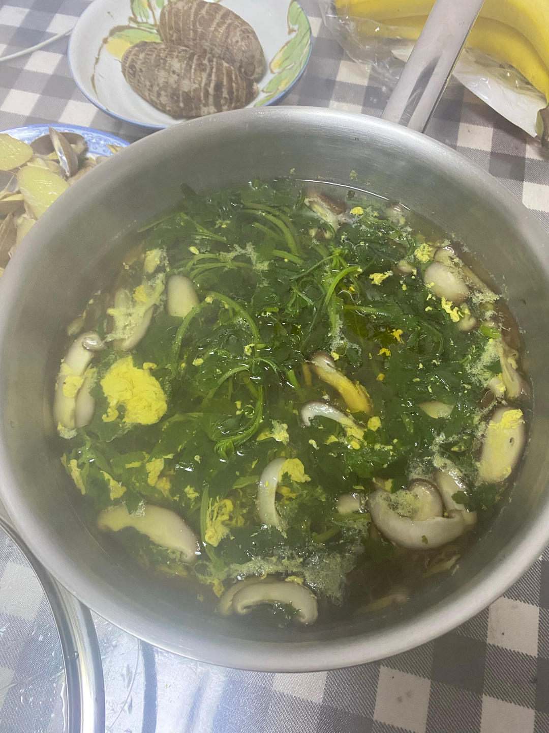 菊花脑香菇蛋汤