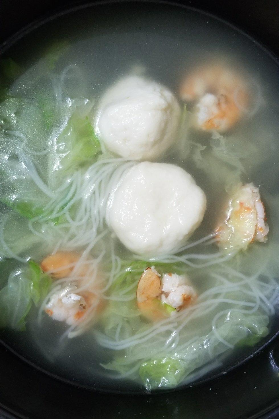 砂锅白菜鱼丸粉丝汤