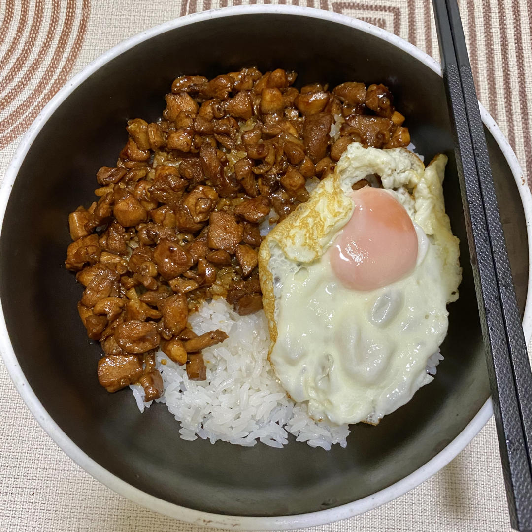 日式碎鸡饭