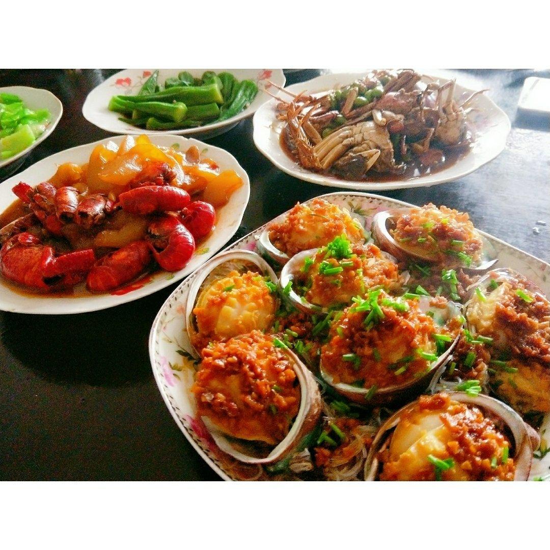 蒜蓉粉丝蒸鲍鱼