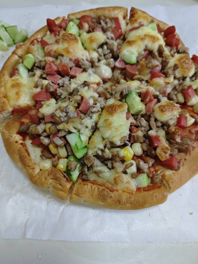 8寸纯手工什锦披萨