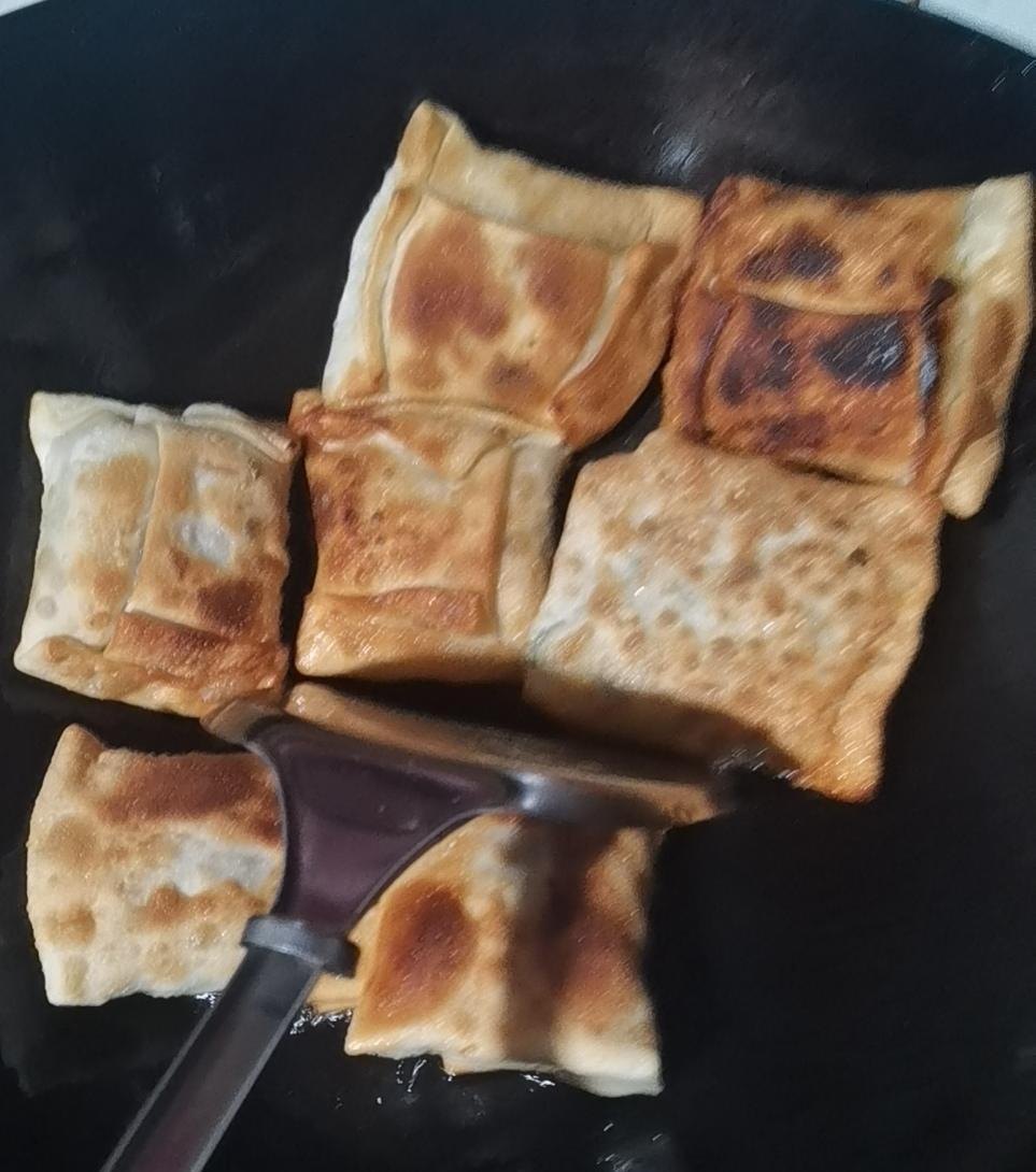 韭菜盒子(不用自己擀皮)