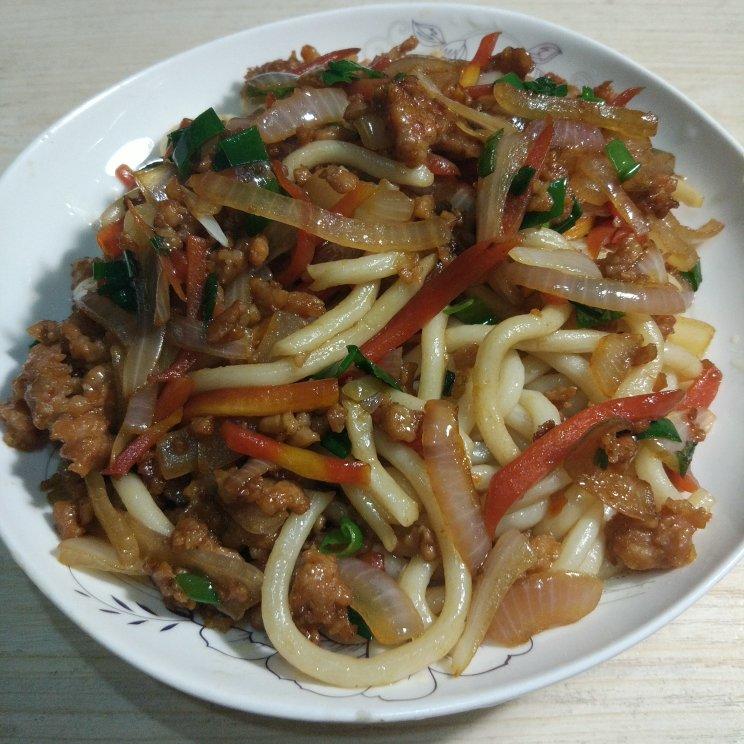 炒乌冬面
