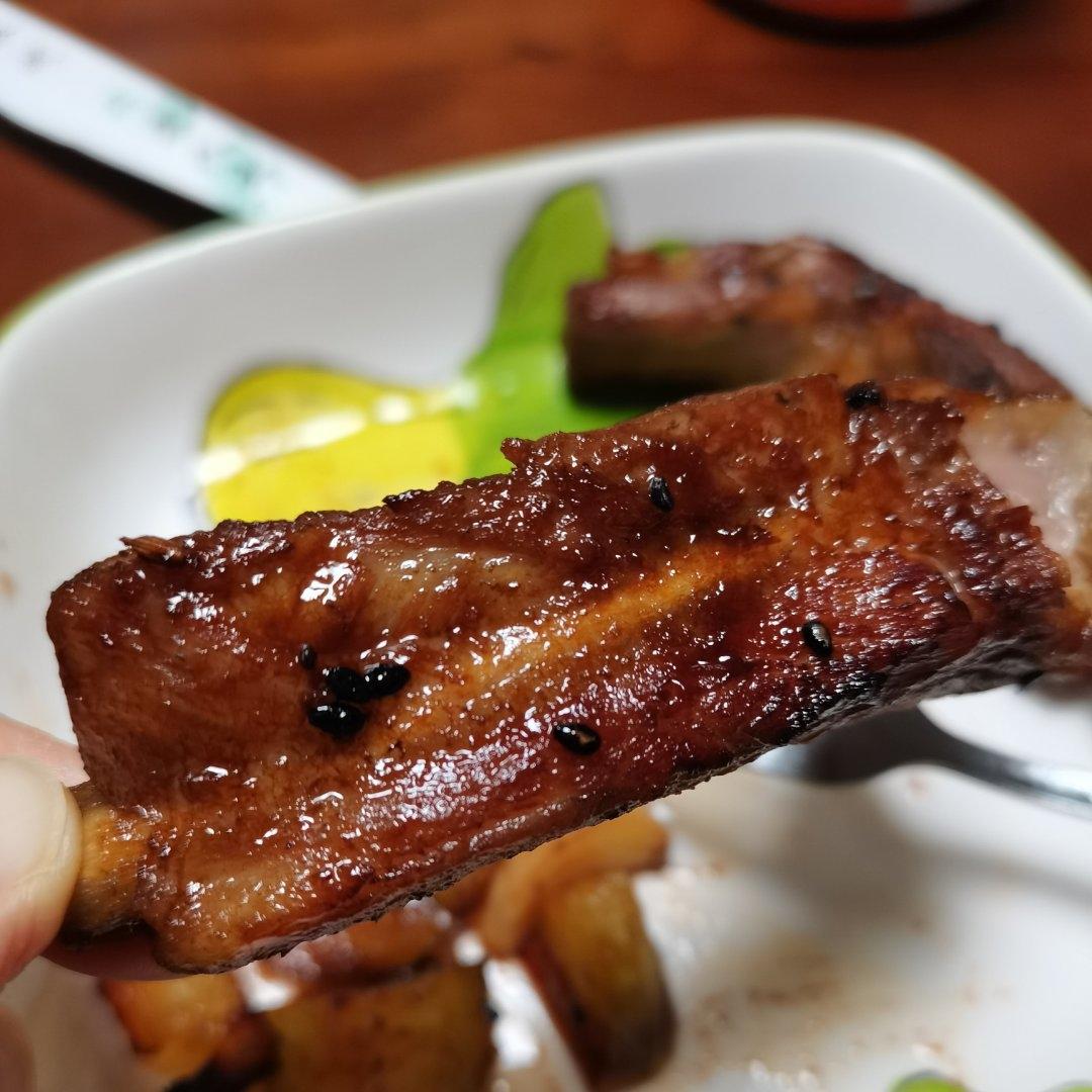 蜜汁烤肋排