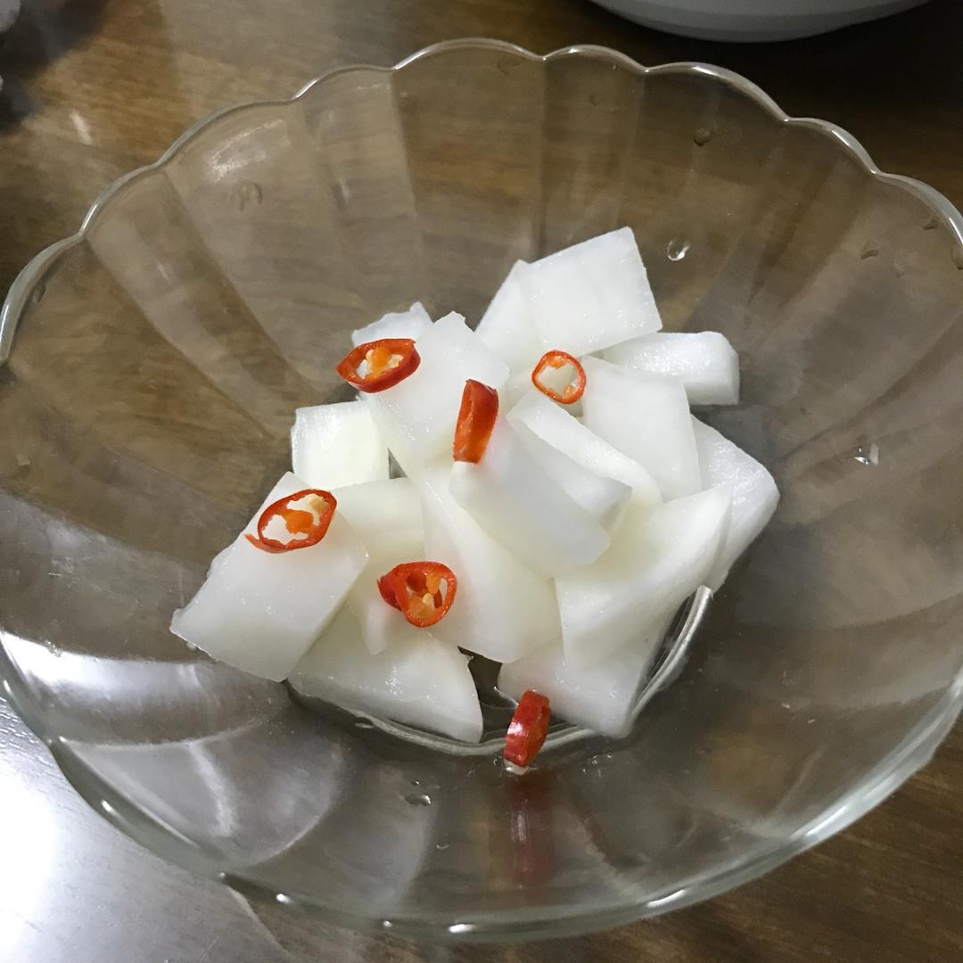 酸甜脆爽腌萝卜