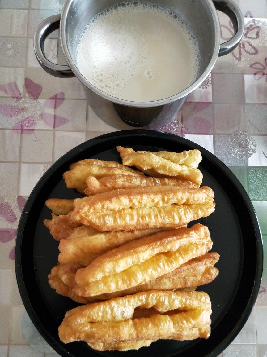 酥软小油条（早餐）