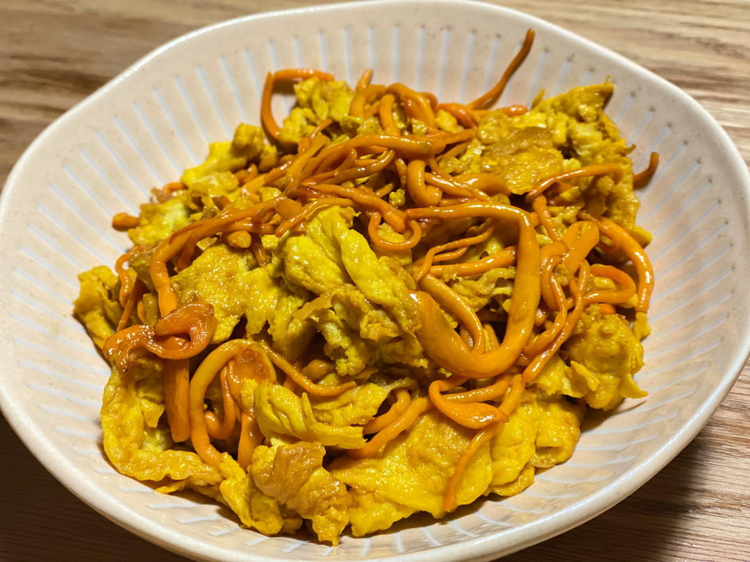 完全超出预期的虫草花炒蛋‼️