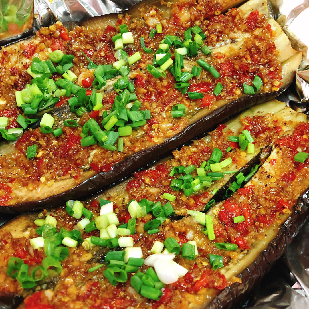 CC招牌菜销魂烤茄子，百吃不厌！