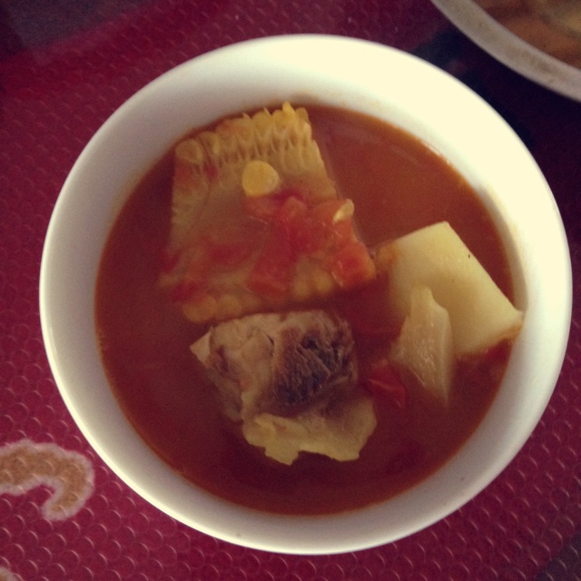 番茄土豆玉米排骨汤