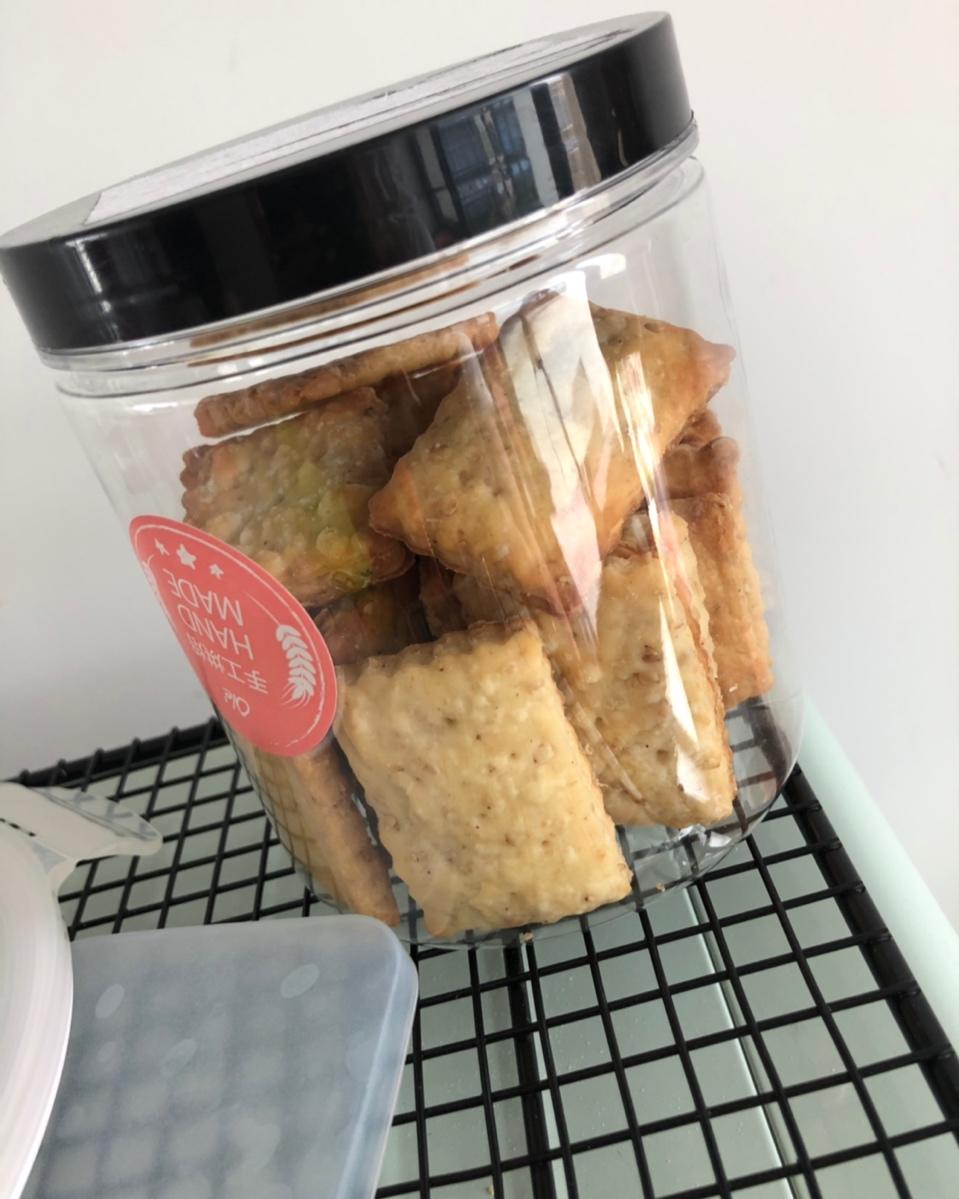 芝麻香酥饼干