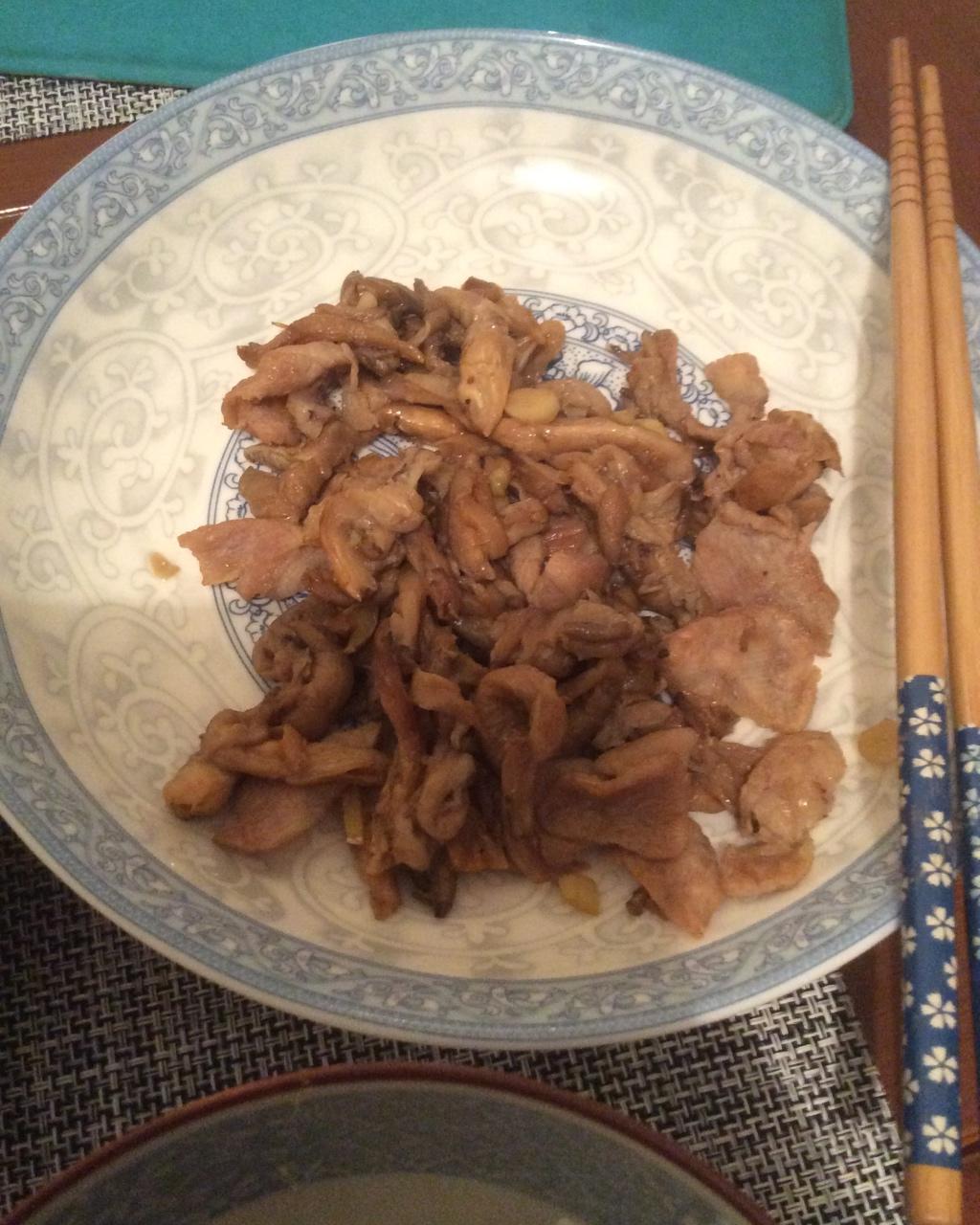 蘑菇炒肉丝