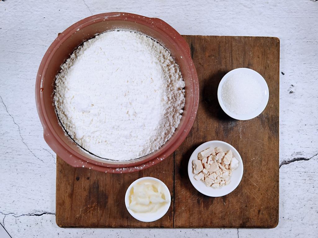 纯奶手撕吐司的做法 步骤1