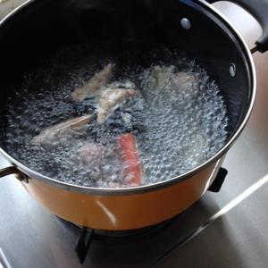 鱼丸紫菜汤面的做法 步骤3