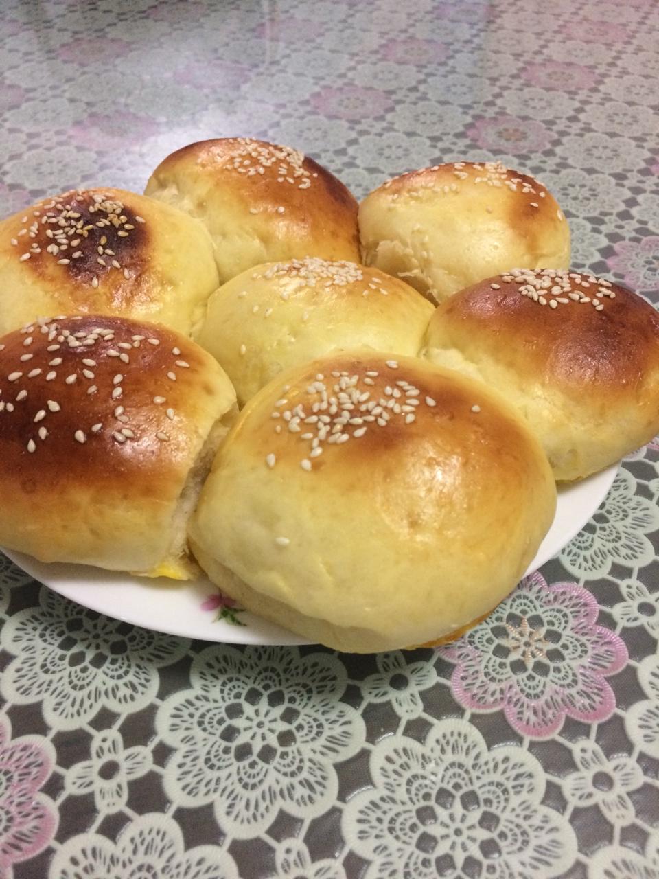 大人小孩都爱不释口的【蜂蜜牛奶小餐包】