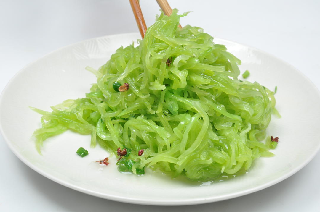 家常菜葱油莴笋