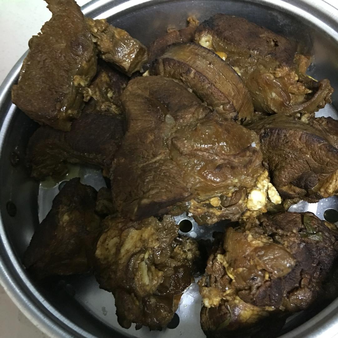 卤牛肉