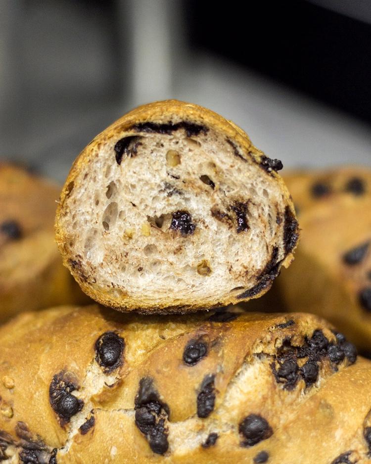 巧克力脆皮面包