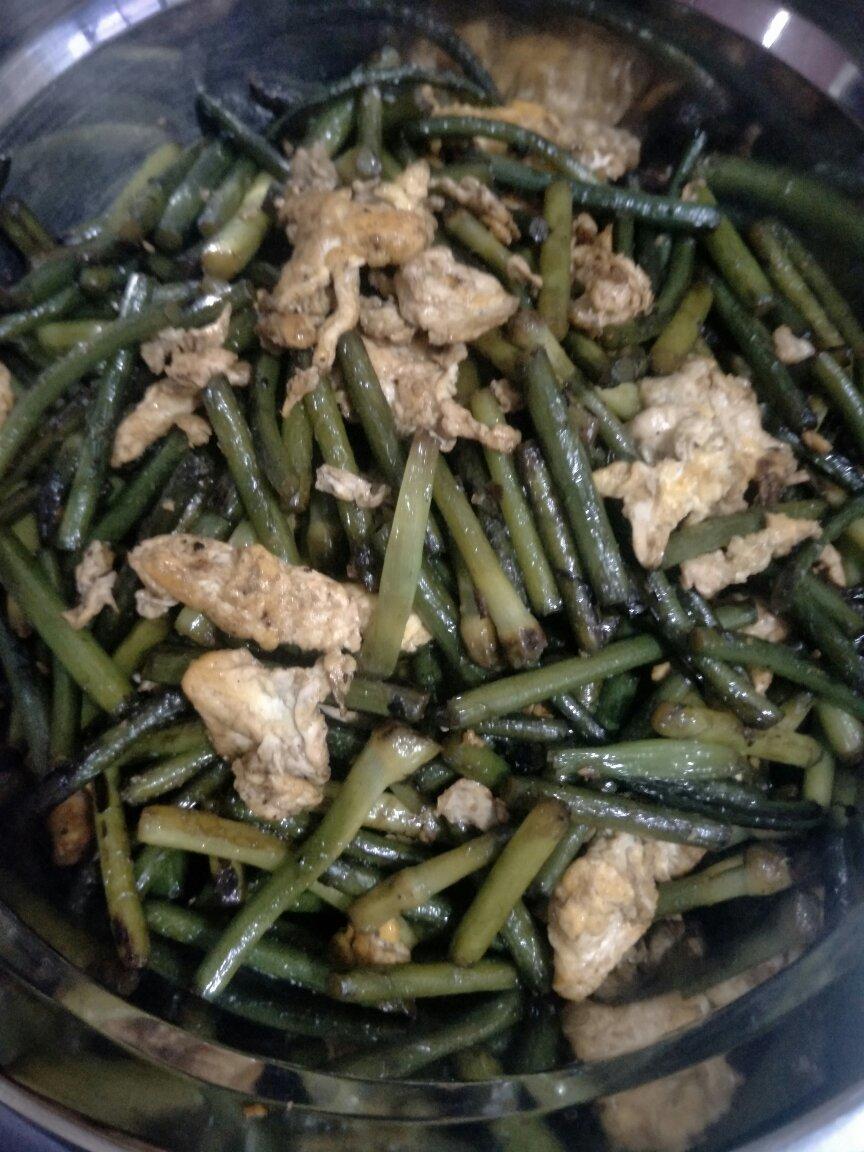 蒜薹炒鸡蛋