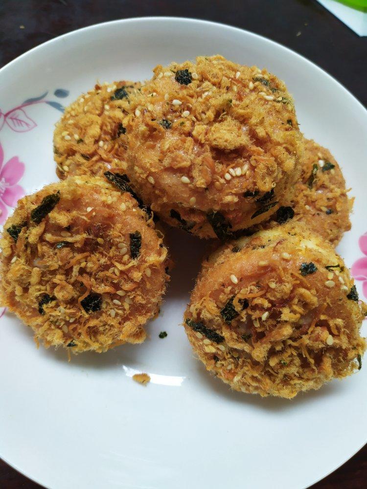 美味海苔肉松小贝