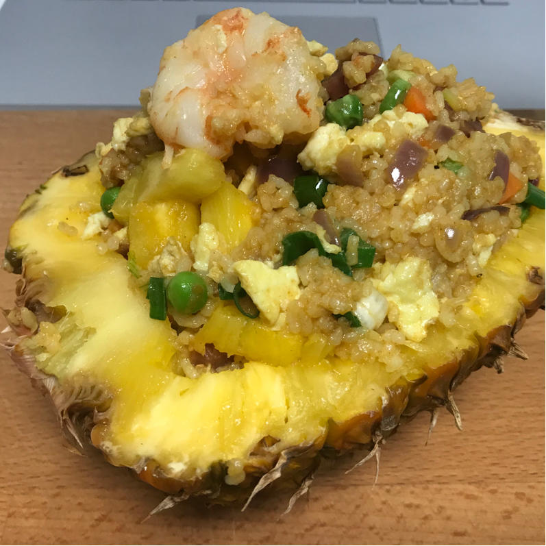 🍍菠萝蛋炒饭（加咖喱）