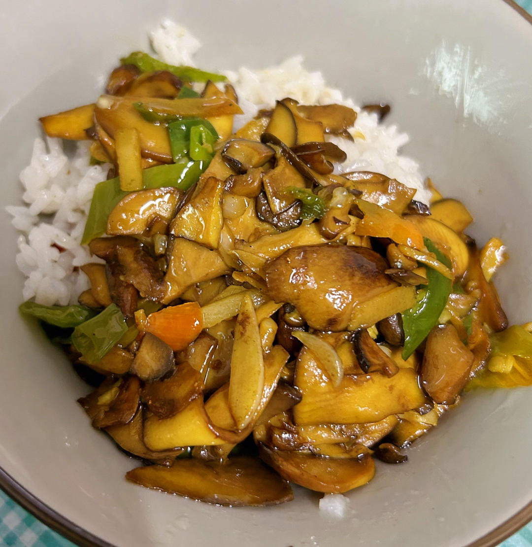 青椒牛肝菌（红见手青）