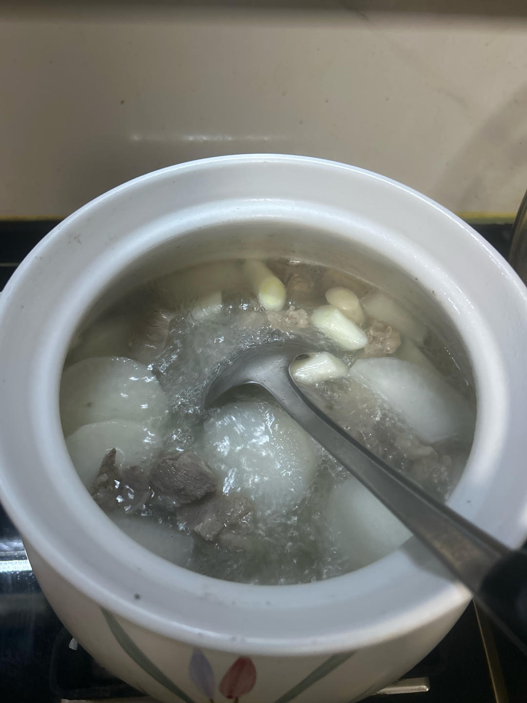 羊肉炖白萝卜