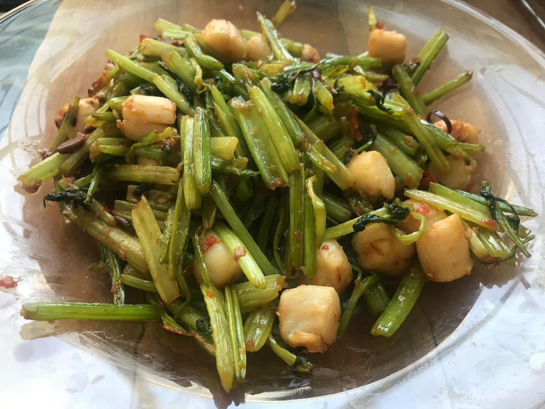 小爽的香芹辣椒炒扇贝