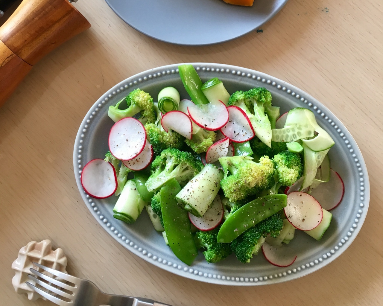 轻断食—蔬菜沙拉的做法 步骤5